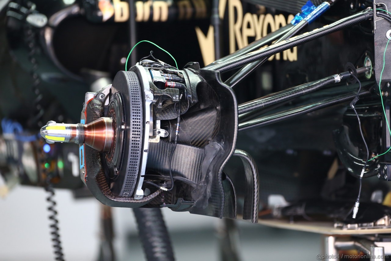 GP COREA, 03.10.2013- Lotus E21 details 