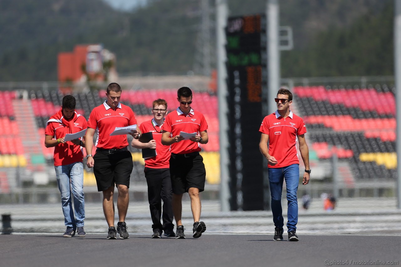 GP COREA, 03.10.2013- Jules Bianchi (FRA) Marussia F1 Team MR02 
