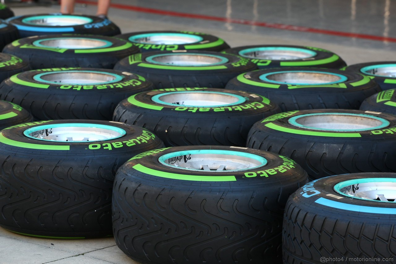 GP COREA, 03.10.2013- Pirelli Tires