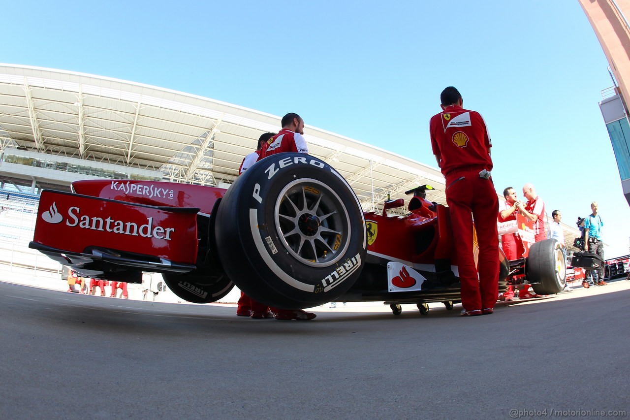 GP COREA, 03.10.2013- Ferrari F138 waiting for tech verification
