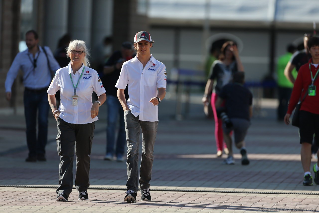 GP COREA, 03.10.2013- Esteban Gutierrez (MEX), Sauber F1 Team C32 