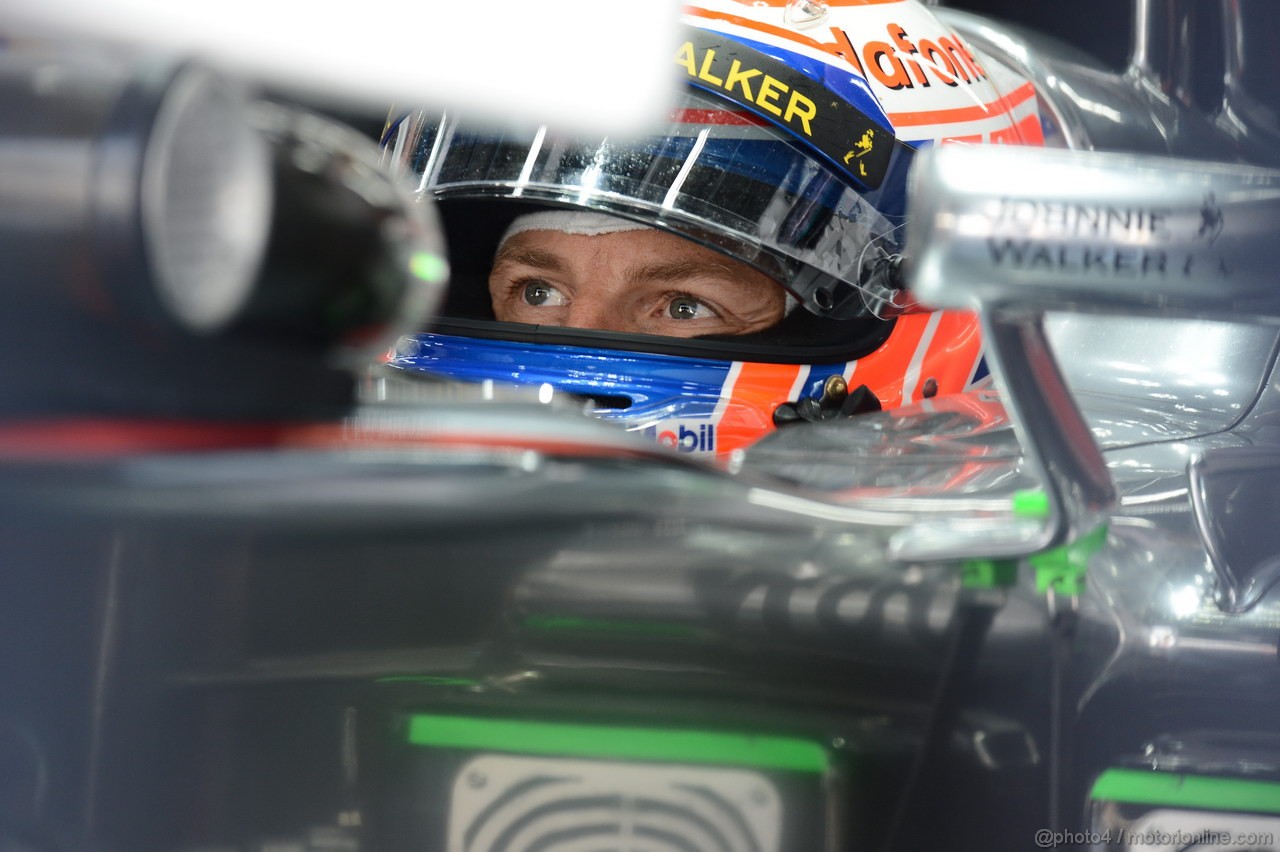 GP COREA, 04.10.2013- Prove Libere 1: Jenson Button (GBR) McLaren Mercedes MP4-28 