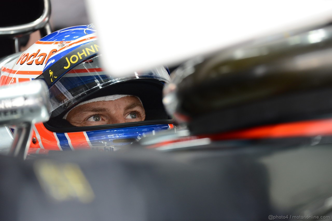 GP COREA, 04.10.2013- Prove Libere 1: Jenson Button (GBR) McLaren Mercedes MP4-28 