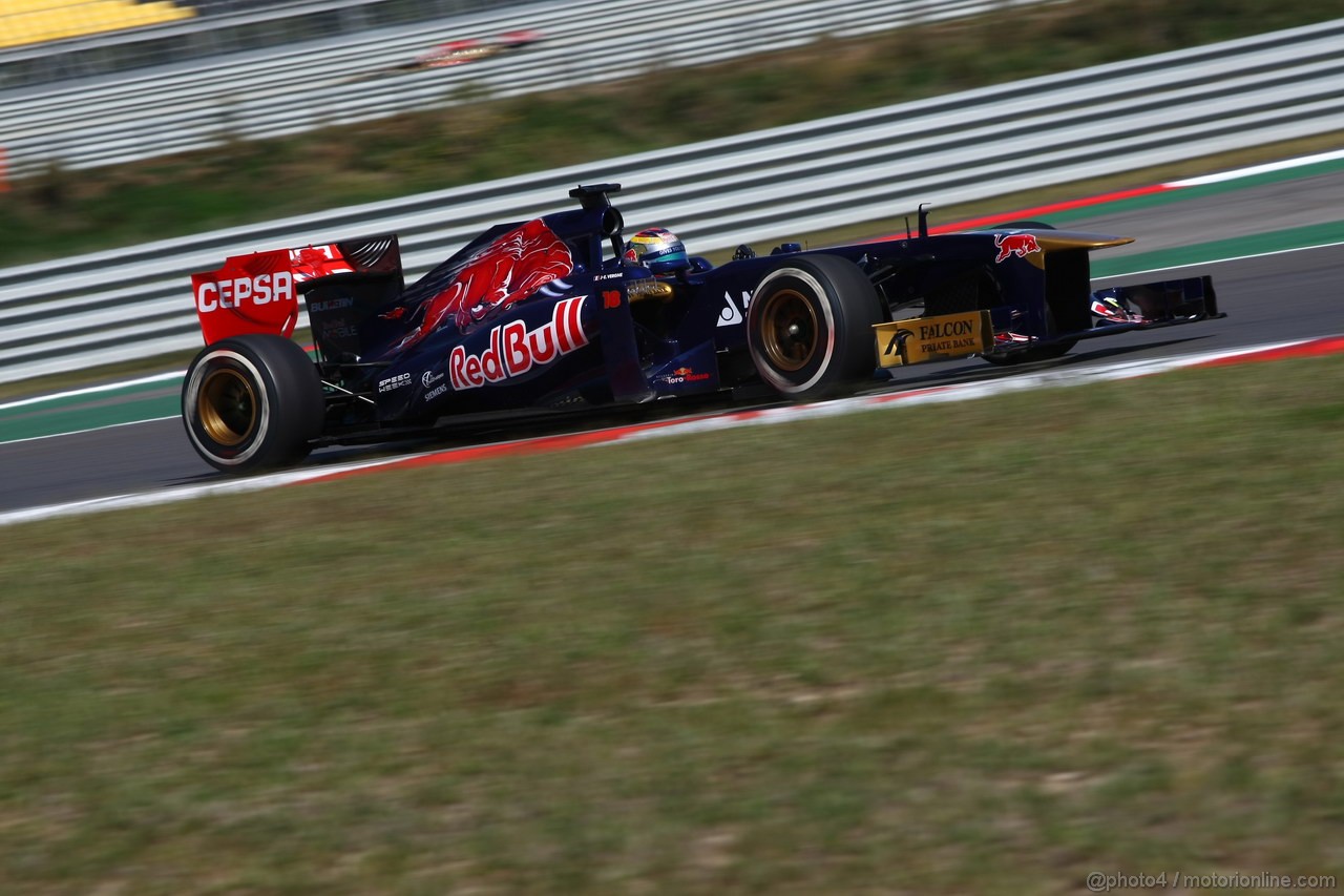 GP COREA, 04.10.2013- Prove Libere 1: Jean-Eric Vergne (FRA) Scuderia Toro Rosso STR8 