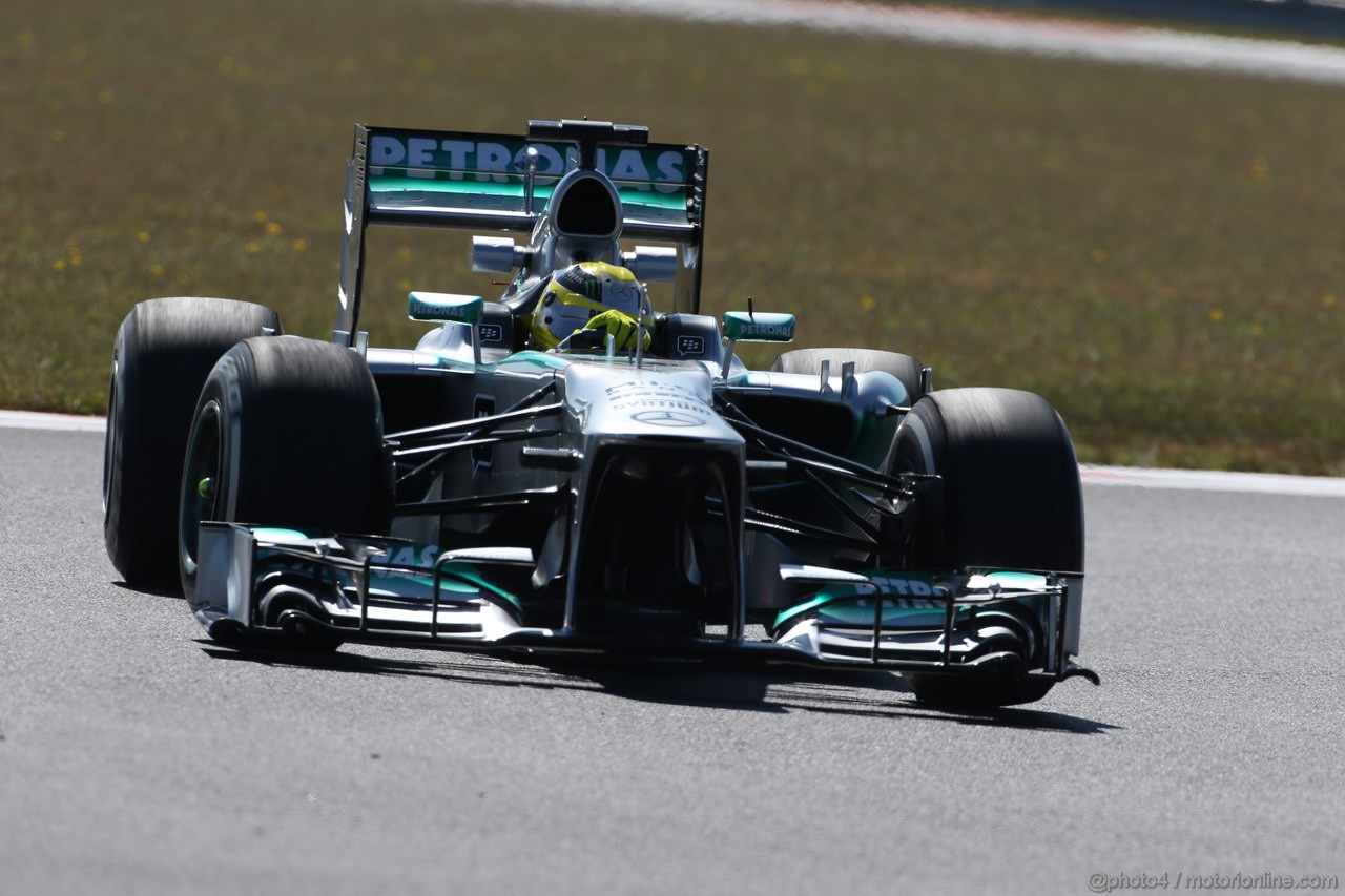 GP COREA, 04.10.2013- Prove Libere 1: Nico Rosberg (GER) Mercedes AMG F1 W04 