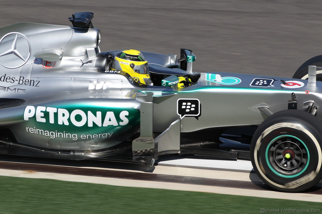 GP COREA, 04.10.2013- Prove Libere 1: Nico Rosberg (GER) Mercedes AMG F1 W04 