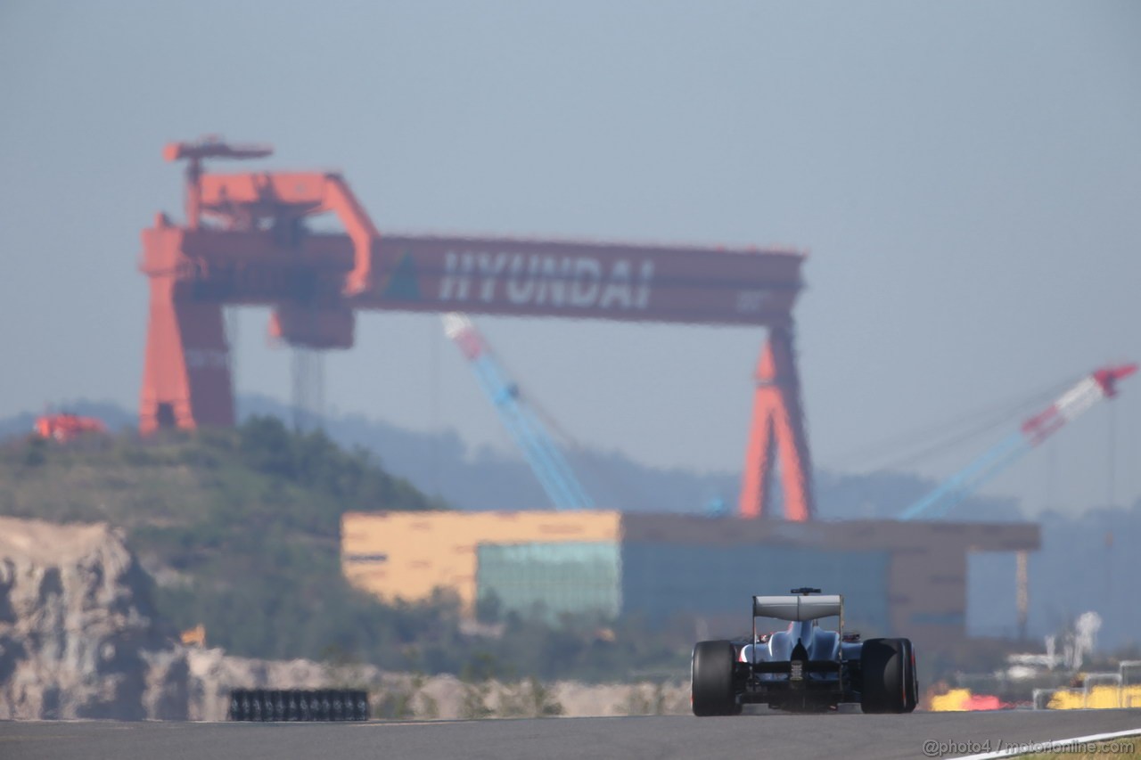 GP COREA, 04.10.2013- Prove Libere 1: Nico Hulkenberg (GER) Sauber F1 Team C32 