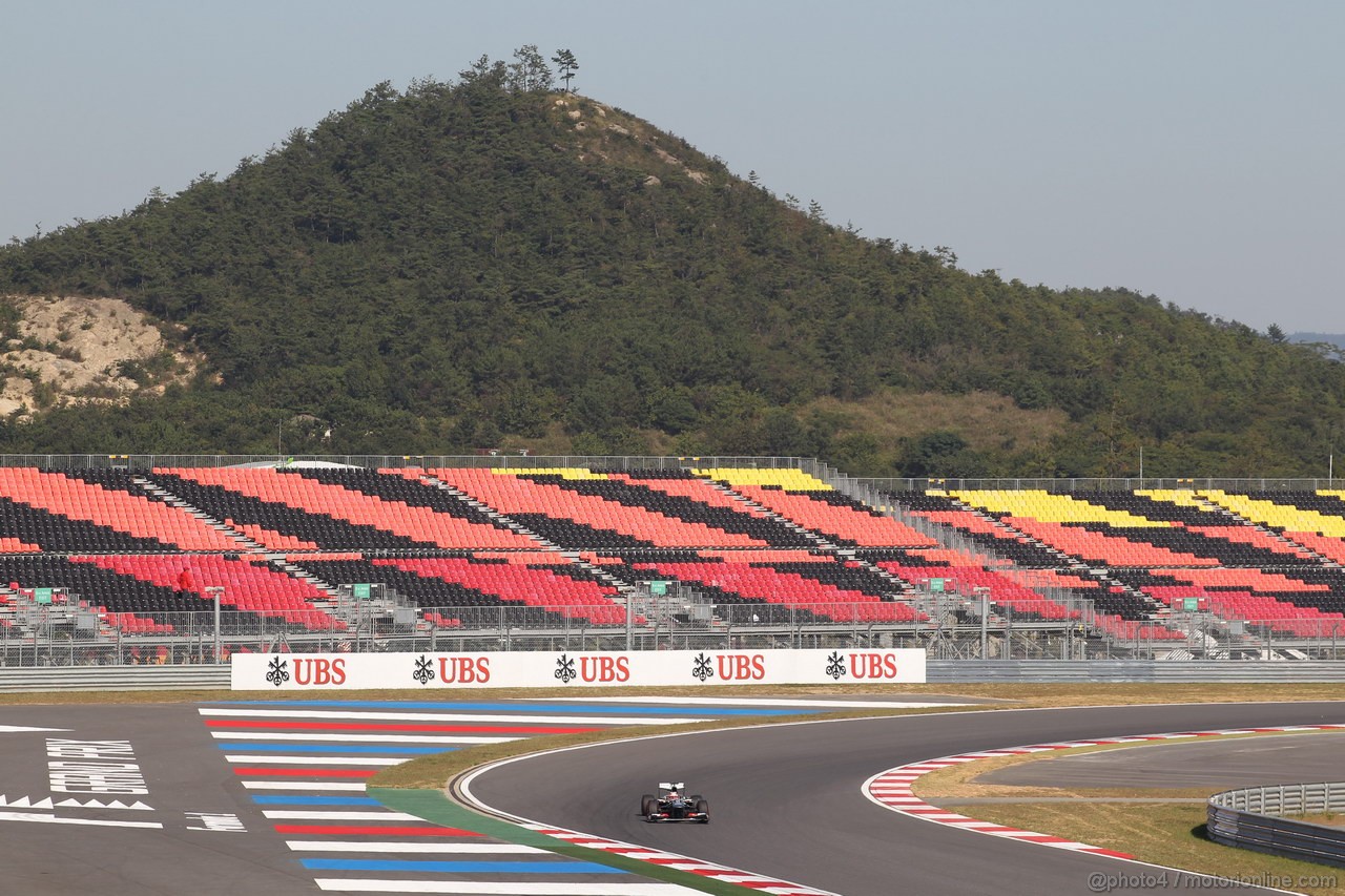 GP COREA, 04.10.2013- Free practice 2, Nico Hulkenberg (GER) Sauber F1 Team C32