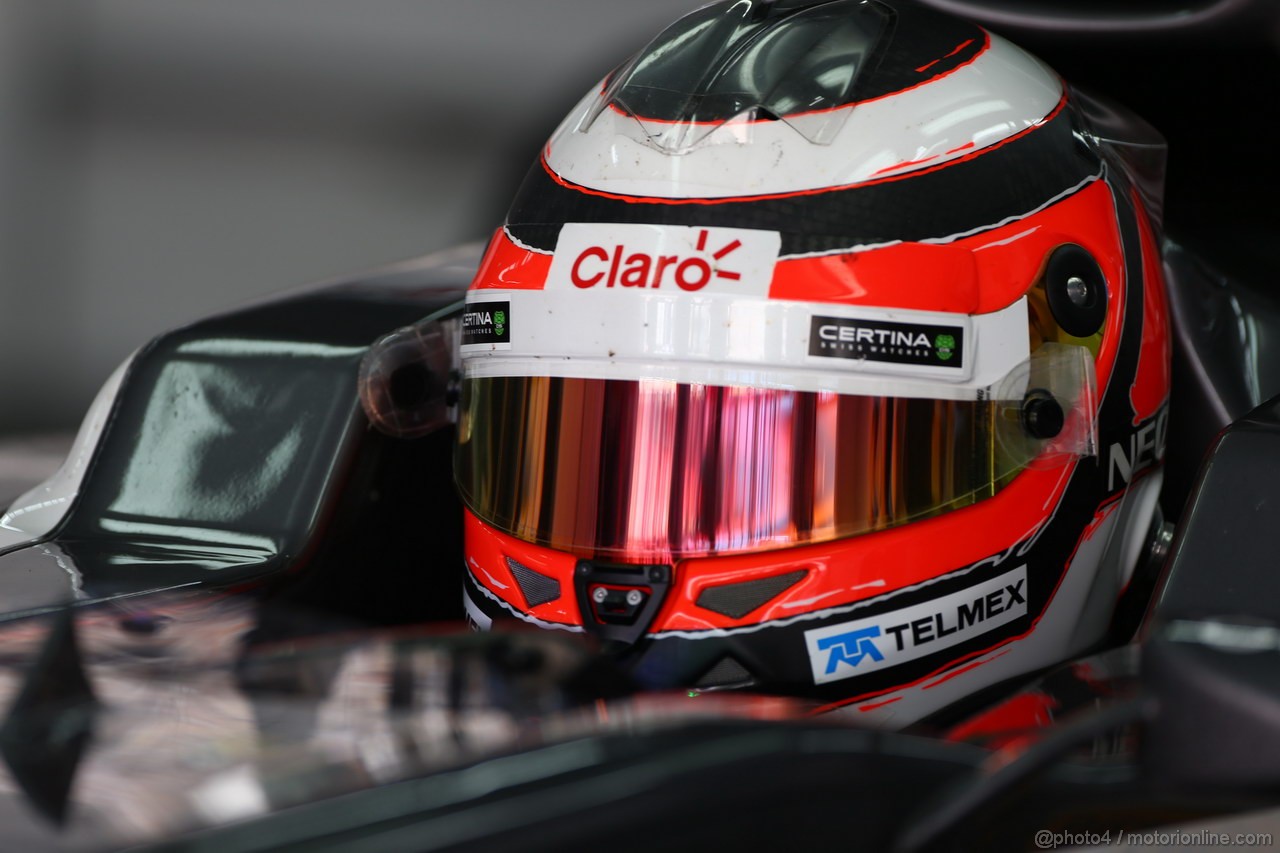 GP COREA, 04.10.2013- Free practice 2, Nico Hulkenberg (GER) Sauber F1 Team C32