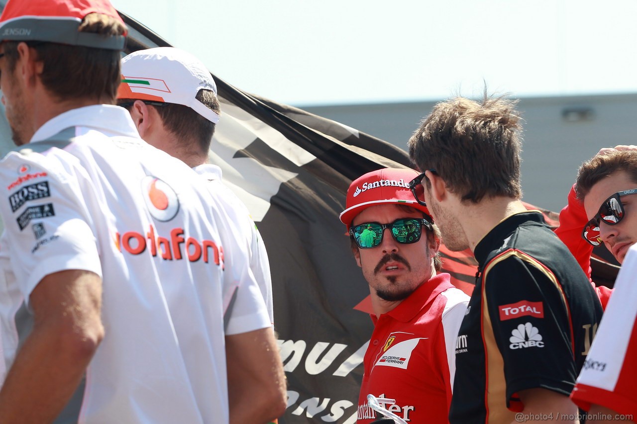 GP GERMANIA, 07.07.2013-  Fernando Alonso (ESP) Ferrari F138 e Romain Grosjean (FRA) Lotus F1 Team E21 