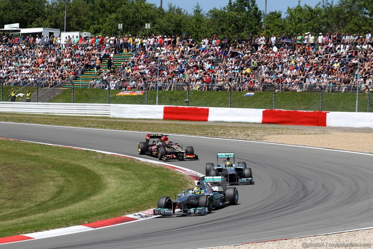 GP GERMANIA, 07.07.2013-  Gara, Nico Rosberg (GER) Mercedes AMG F1 W04 davanti a Lewis Hamilton (GBR) Mercedes AMG F1 W04 