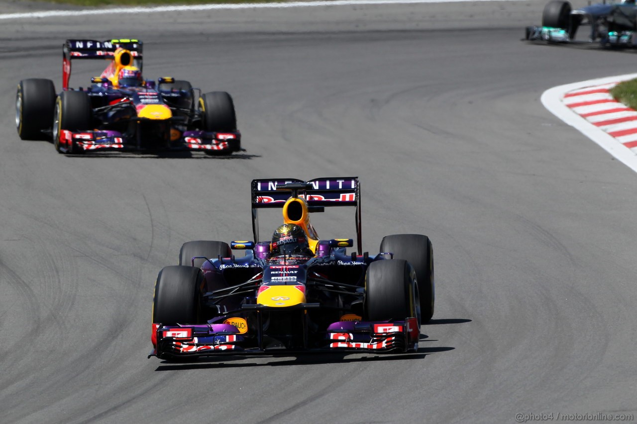 GP GERMANIA, 07.07.2013-  Gara, Sebastian Vettel (GER) Red Bull Racing RB9 davanti a Mark Webber (AUS) Red Bull Racing RB9 
