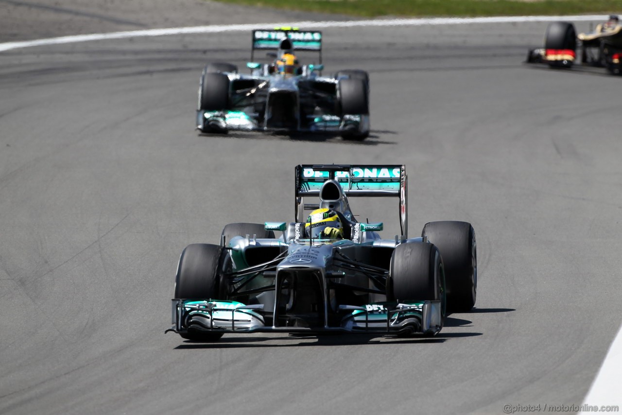 GP GERMANIA, 07.07.2013-  Gara, Nico Rosberg (GER) Mercedes AMG F1 W04 Luiz Razia (BRA), Marussia F1 TEAM MR02 Lewis Hamilton (GBR) Mercedes AMG F1 W04 