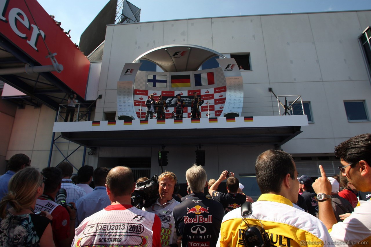 GP GERMANIA, 07.07.2013-  Gara, Sebastian Vettel (GER) Red Bull Racing RB9 vincitore, secondo Kimi Raikkonen (FIN) Lotus F1 Team E21 e terzo Romain Grosjean (FRA) Lotus F1 Team E21 