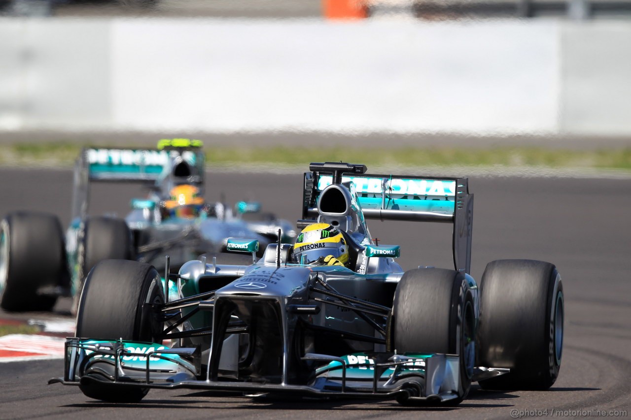 GP GERMANIA, 07.07.2013-  Gara,Nico Rosberg (GER) Mercedes AMG F1 W04 davanti a Lewis Hamilton (GBR) Mercedes AMG F1 W04 