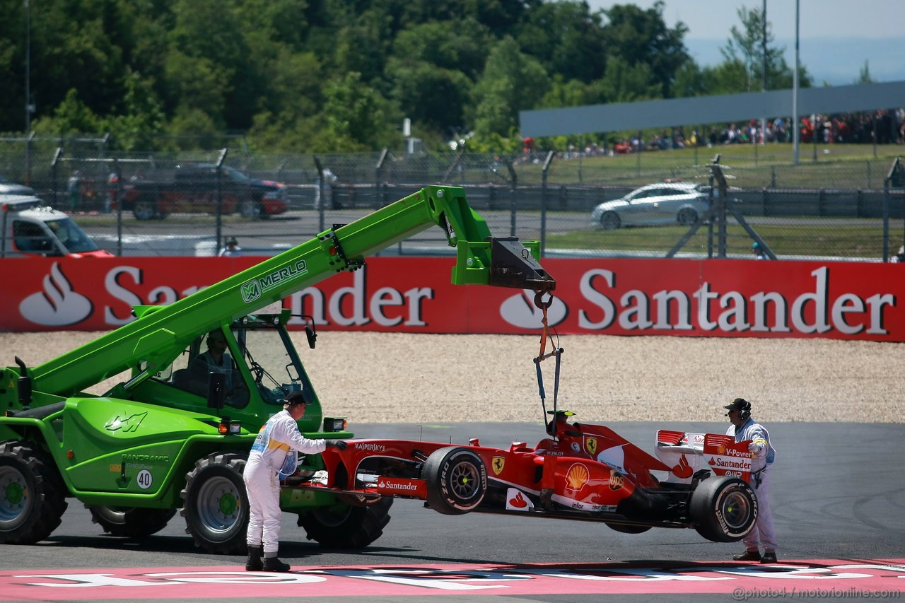 GP GERMANIA, 07.07.2013-  Gara, Felipe Massa (BRA) Ferrari F138 retires from the race