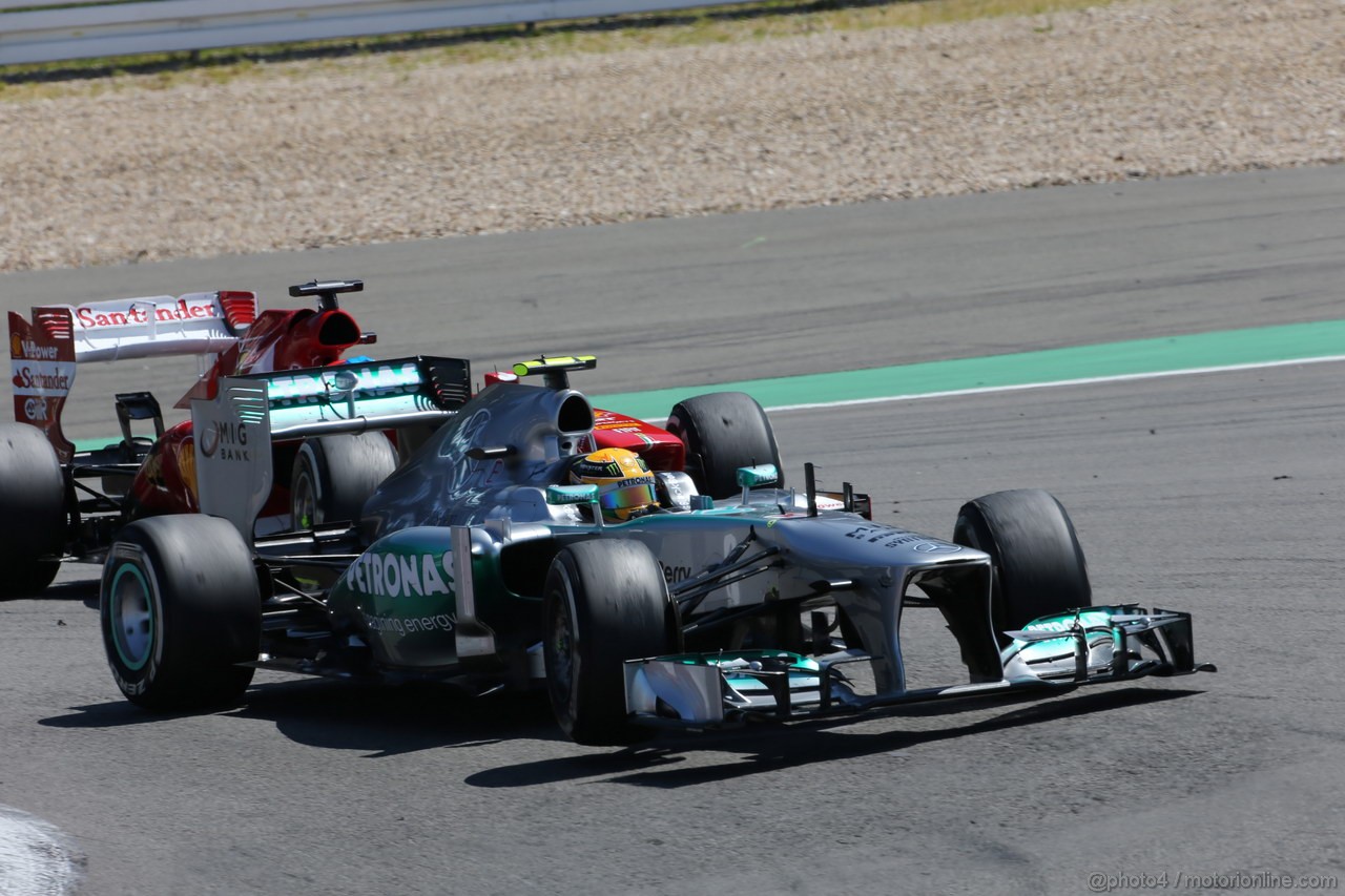 GP GERMANIA, 07.07.2013-  Gara, Fernando Alonso (ESP) Ferrari F138 e Lewis Hamilton (GBR) Mercedes AMG F1 W04