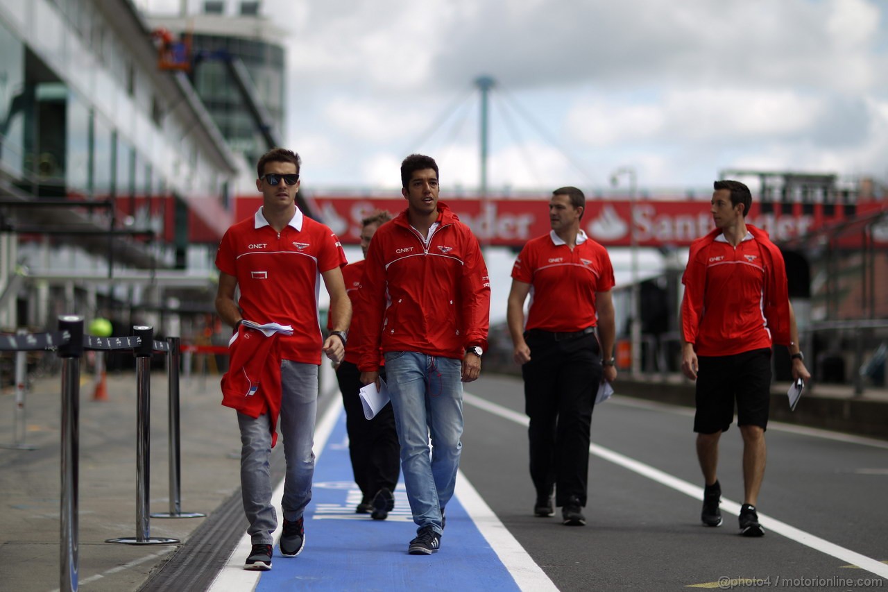 GP GERMANIA, 04.07.2013- Jules Bianchi (FRA) Marussia F1 Team MR02 e Rodolfo Gonzalez (VEN) Test Driver Marussia F1 Team MR02 