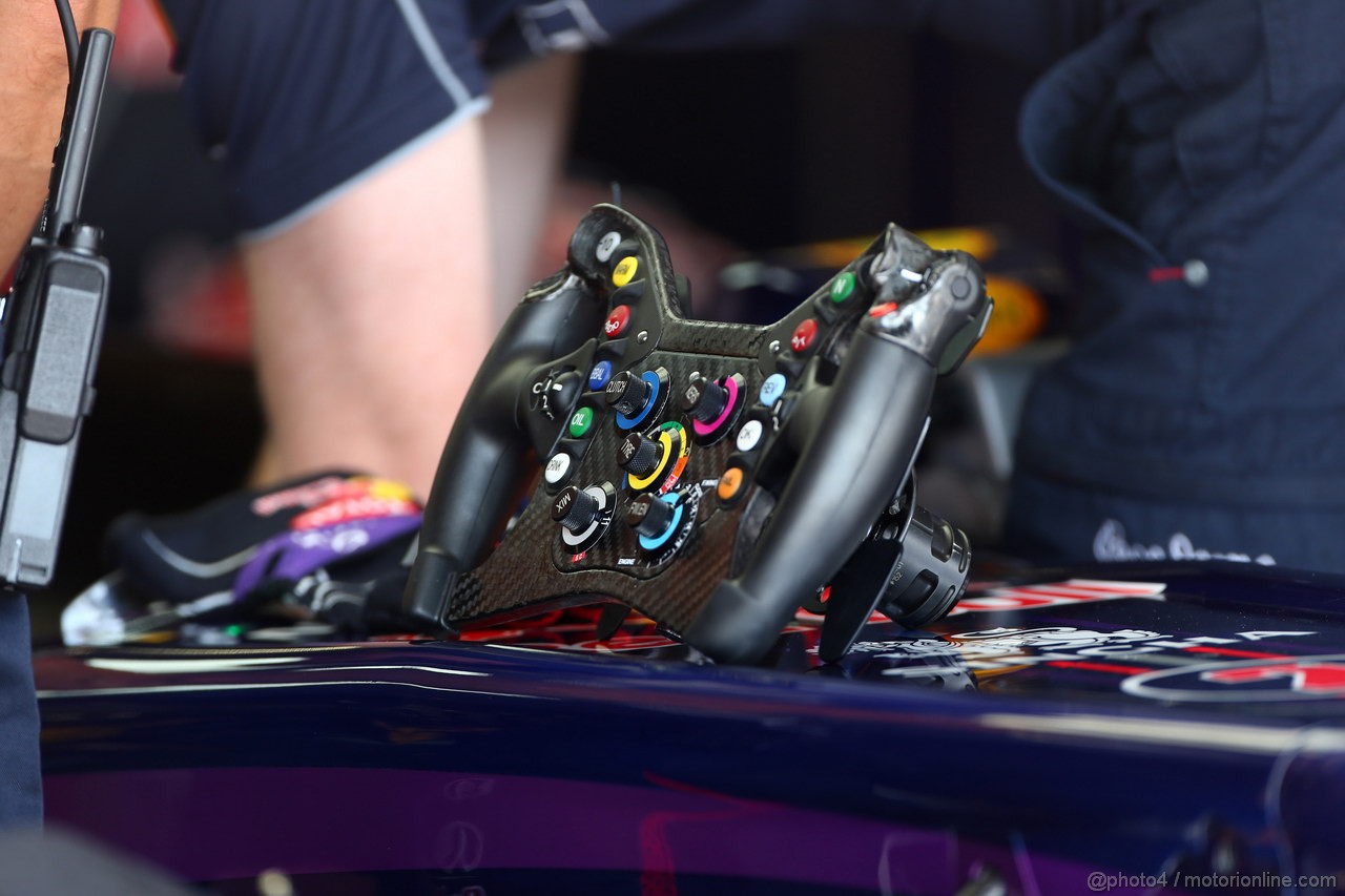 GP GERMANIA, 06.07.2013- Prove Libere 3, The steering wheel of Mark Webber (AUS) Red Bull Racing RB9 