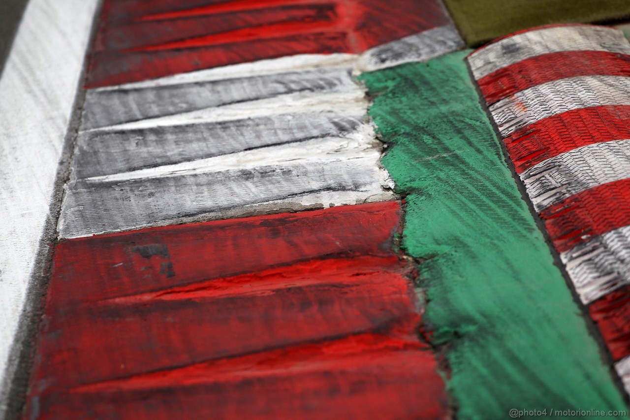 GP GERMANIA, 05.07.2013- Prove Libere 1, A kerb