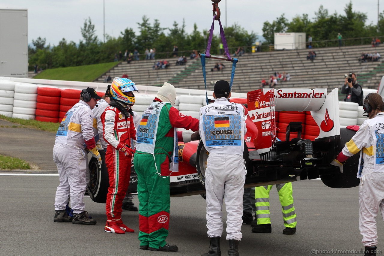 GP GERMANIA, 05.07.2013- Prove Libere 1, Fernando Alonso (ESP) Ferrari F138 stopped in the track