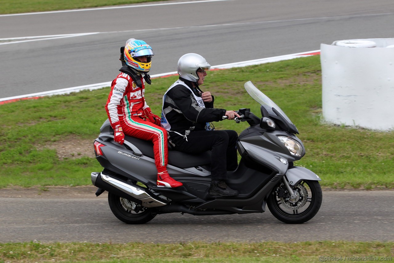 GP GERMANIA, 05.07.2013- Prove Libere 1, Fernando Alonso (ESP) Ferrari F138 stopped in the track