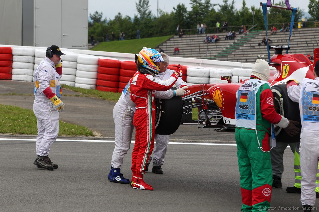 GP GERMANIA, 05.07.2013- Prove Libere 1, Fernando Alonso (ESP) Ferrari F138 stopped in the track