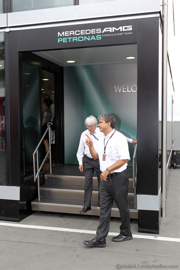 GP GERMANIA, 05.07.2013- Prove Libere 2, Bernie Ecclestone (GBR), President e CEO of Formula One Management  e Pasquale Lattuneddu (ITA), FOM 