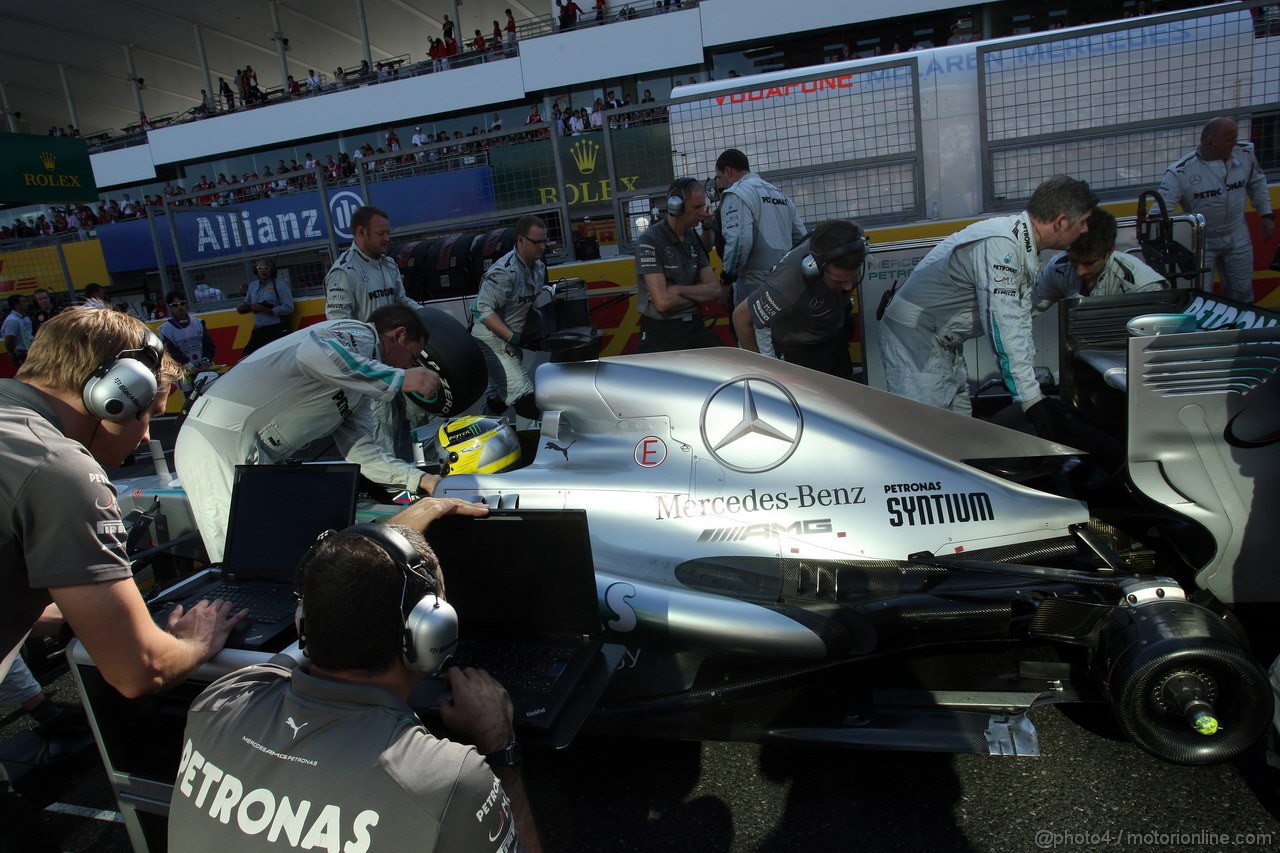 GP GIAPPONE, 13.10.2013- Gara, Nico Rosberg (GER) Mercedes AMG F1 W04 