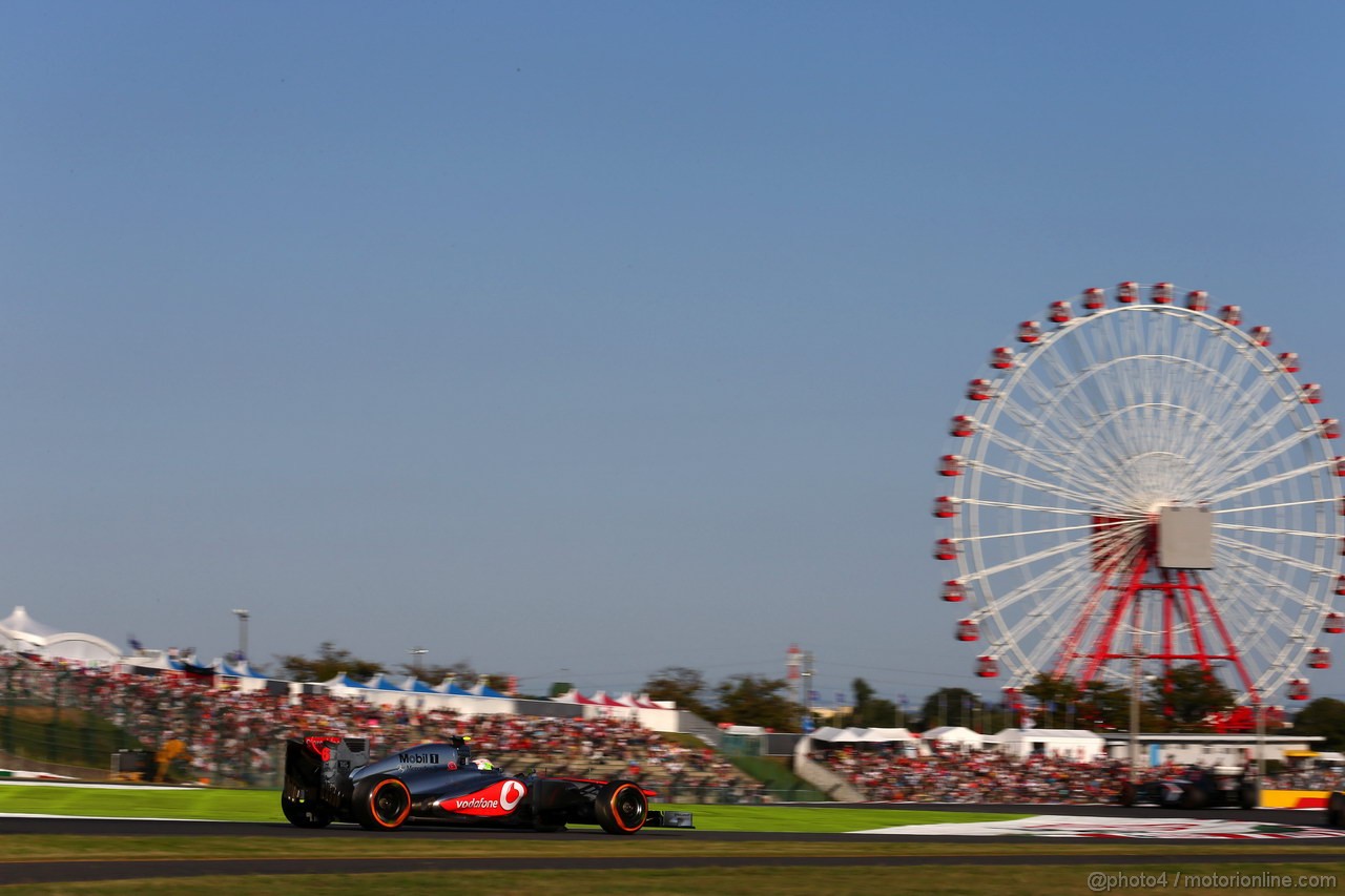 GP GIAPPONE, 13.10.2013- Gara, Sergio Perez (MEX) McLaren MP4-28 