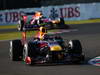 GP GIAPPONE, 13.10.2013- Gara, Mark Webber (AUS) Red Bull Racing RB9 davanti a Sebastian Vettel (GER) Red Bull Racing RB9 