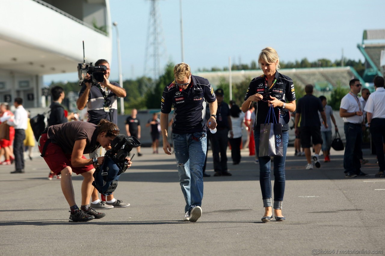 GP GIAPPONE, 10.10.2013- Sebastian Vettel (GER) Red Bull Racing RB9 