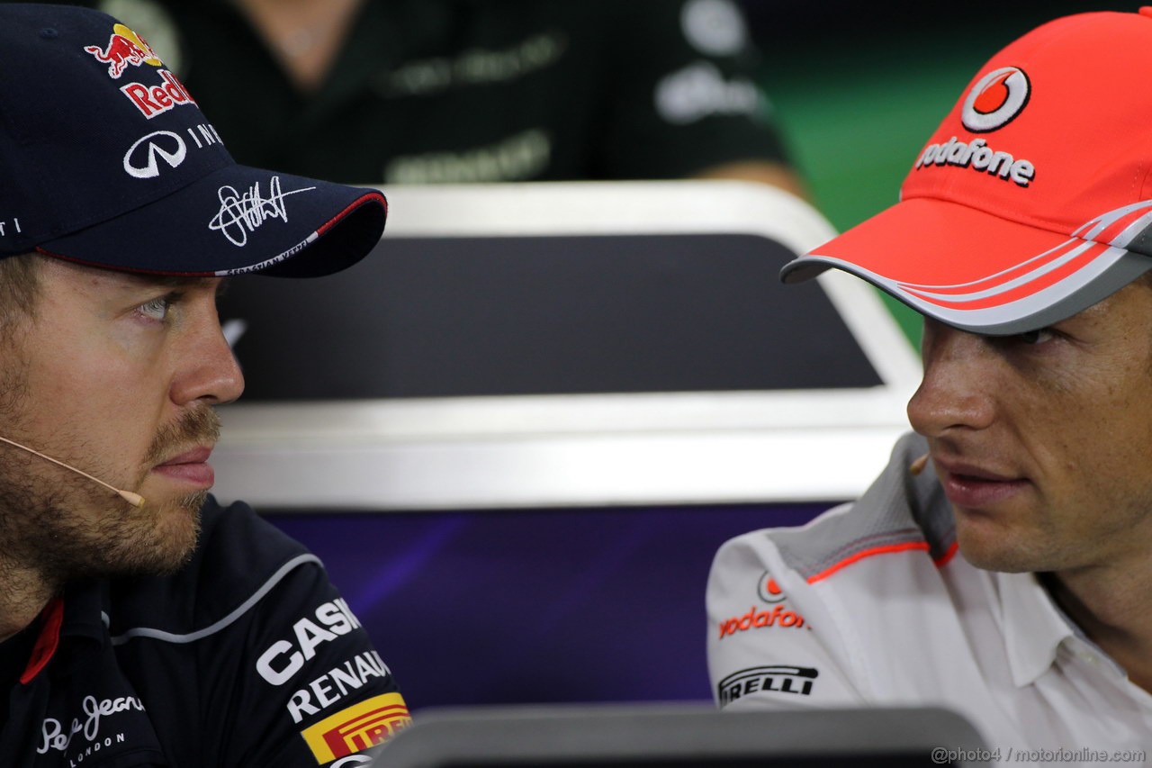 GP GIAPPONE, 10.10.2013- Conferenza Stampa, Sebastian Vettel (GER) Red Bull Racing RB9 e Jenson Button (GBR) McLaren Mercedes MP4-28 