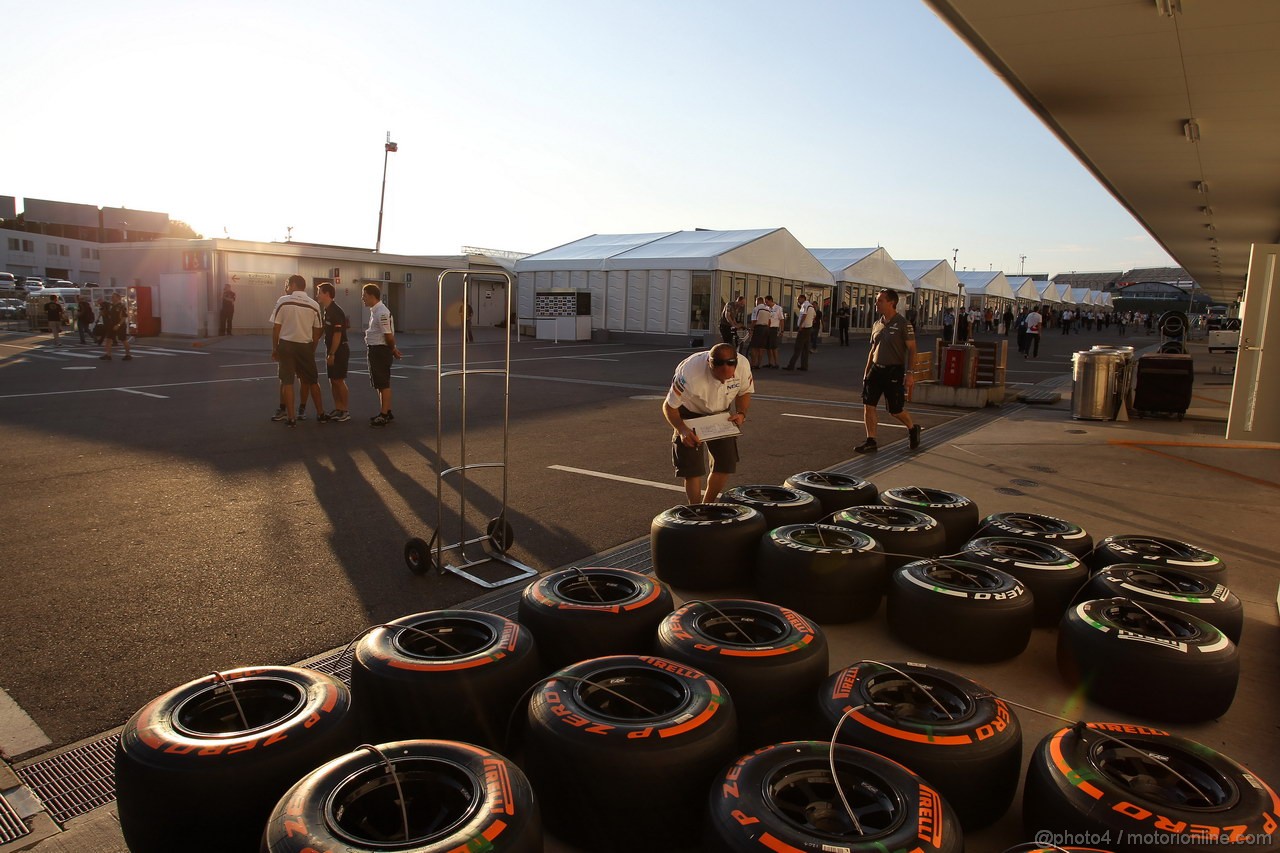 GP GIAPPONE, 10.10.2013- Pirelli Tyres 