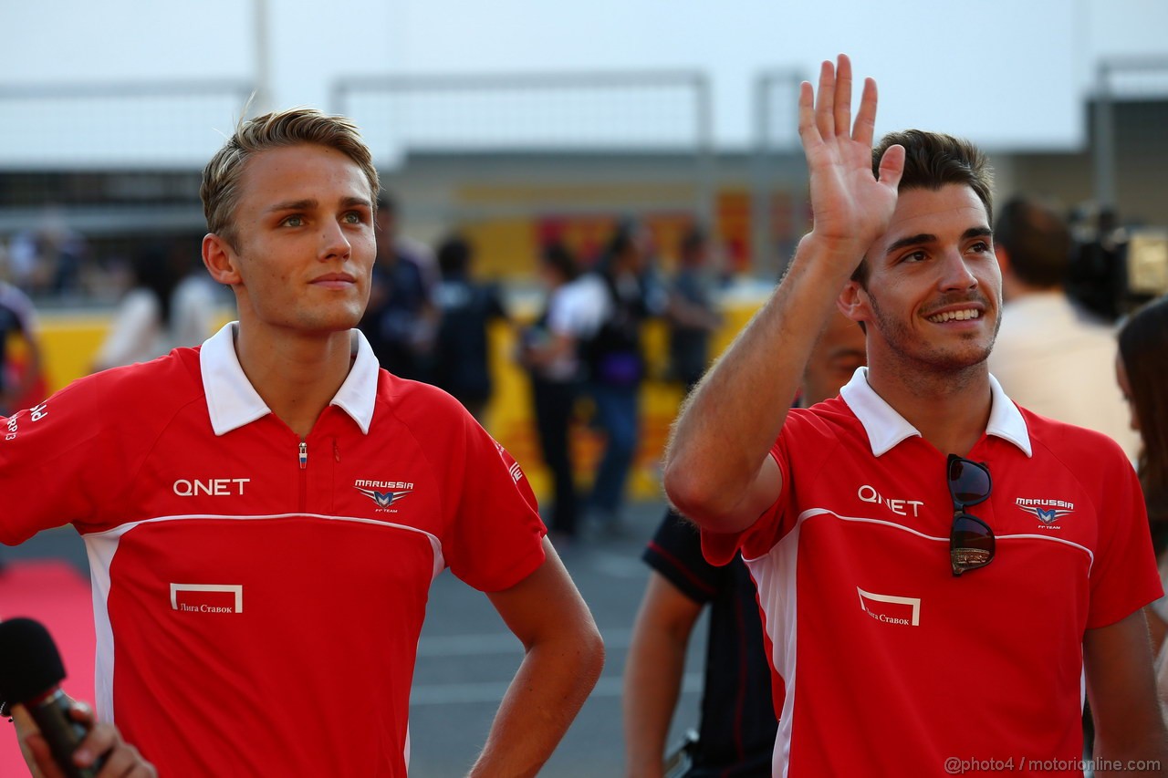GP GIAPPONE, 10.10.2013- (L-D) Max Chilton (GBR), Marussia F1 Team MR02 e Jules Bianchi (FRA) Marussia F1 Team MR02