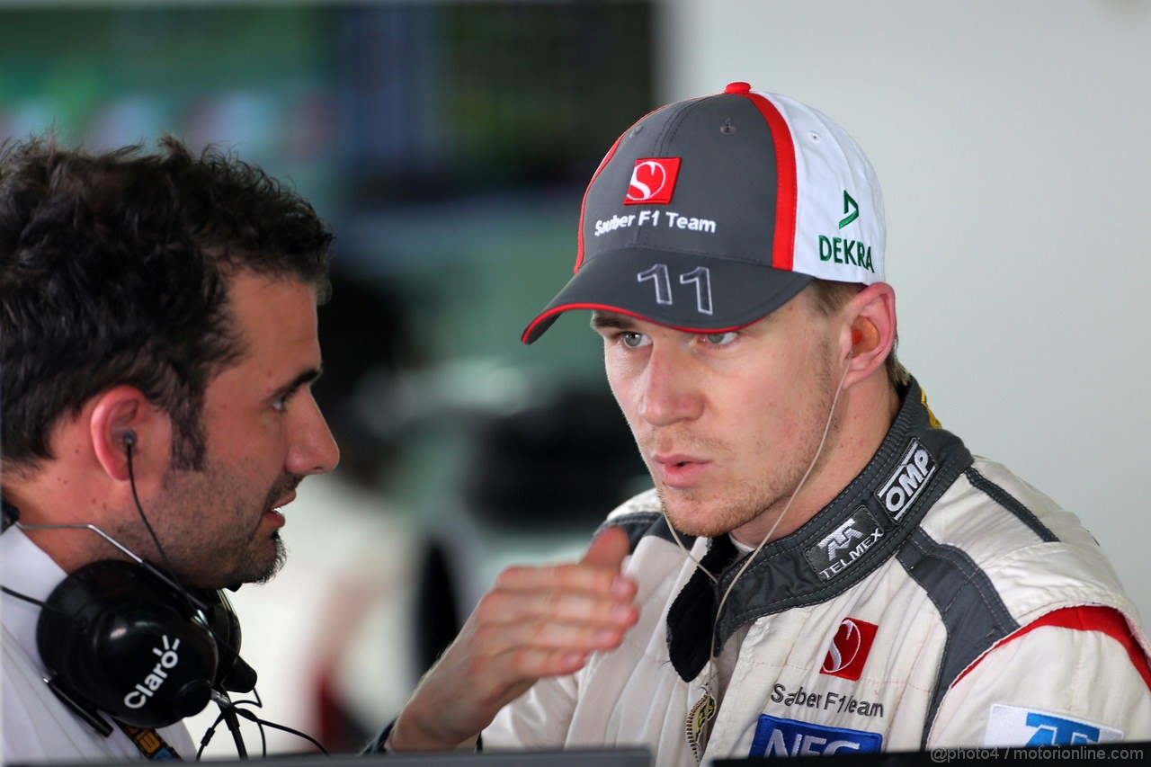 GP GIAPPONE, 12.10.2013- Prove Libere 3, Nico Hulkenberg (GER) Sauber F1 Team C32 