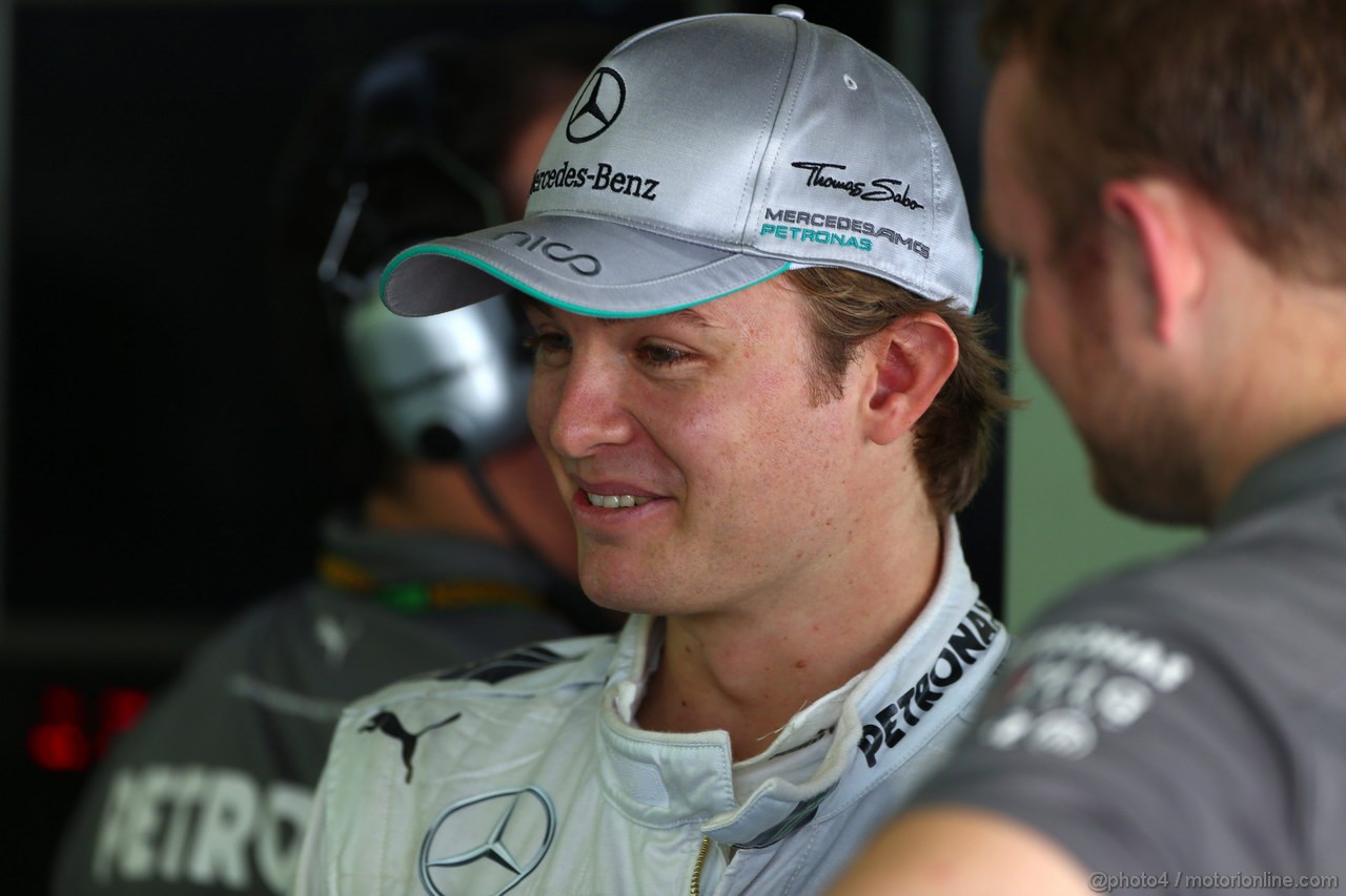 GP GIAPPONE, 11.10.2013- Prove Libere 1, Nico Rosberg (GER) Mercedes AMG F1 W04 