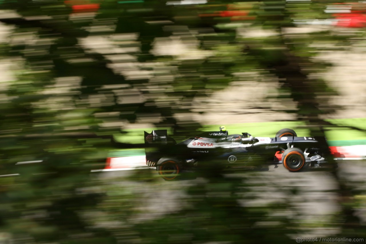 GP GIAPPONE, 11.10.2013- Prove Libere 1, Valtteri Bottas (FIN), Williams F1 Team FW35 