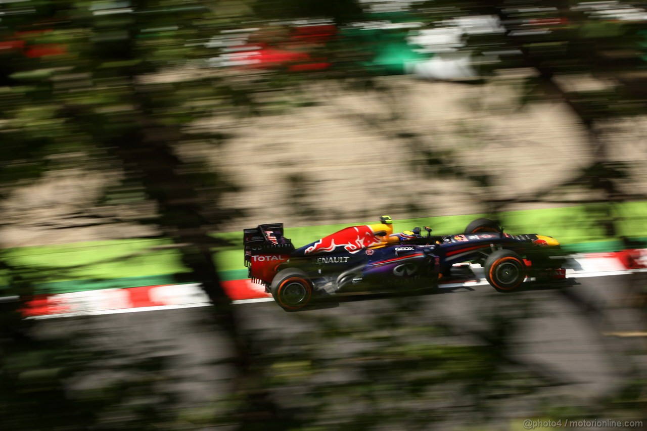 GP GIAPPONE, 11.10.2013- Prove Libere 1, Mark Webber (AUS) Red Bull Racing RB9 