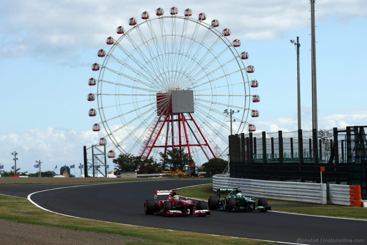 GP GIAPPONE, 11.10.2013- Prove Libere 1, Felipe Massa (BRA) Ferrari F138 e Giedo Van der Garde (NED), Caterham F1 Team CT03 