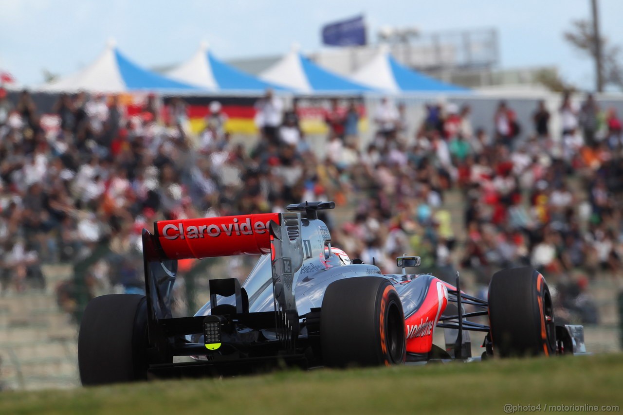 GP GIAPPONE, 11.10.2013- Prove Libere 1, Jenson Button (GBR) McLaren Mercedes MP4-28 