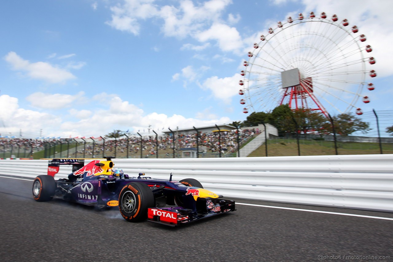 GP GIAPPONE, 11.10.2013- Prove Libere 1, Sebastian Vettel (GER) Red Bull Racing RB9 