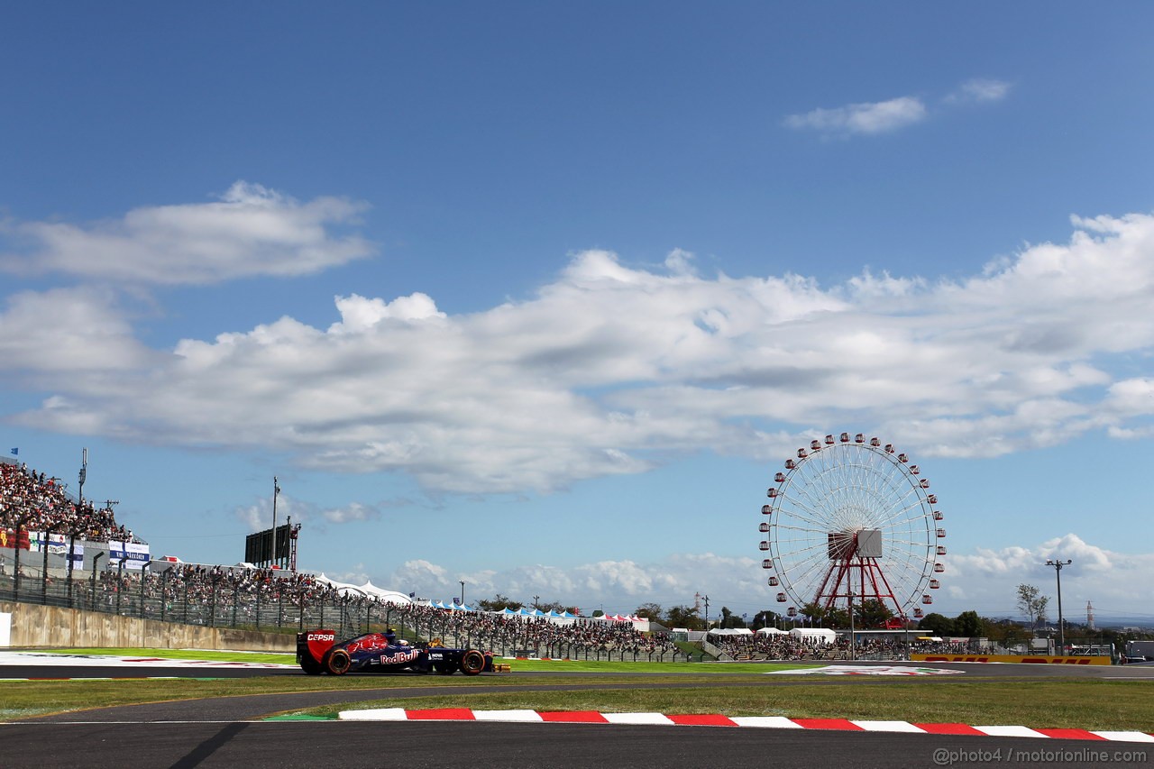 GP GIAPPONE, 11.10.2013- Prove Libere 1, Daniel Ricciardo (AUS) Scuderia Toro Rosso STR8 