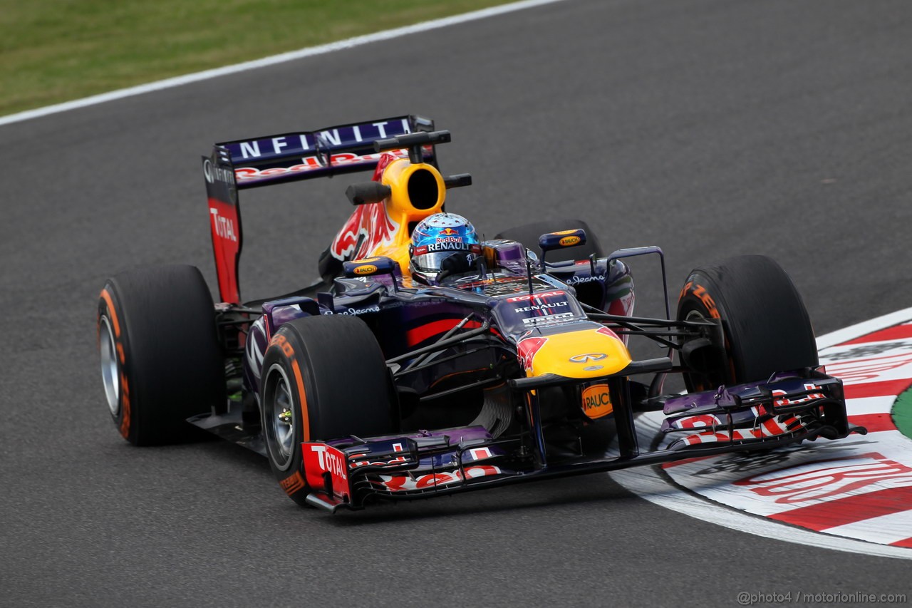 GP GIAPPONE, 11.10.2013- Prove Libere 1, Sebastian Vettel (GER) Red Bull Racing RB9 