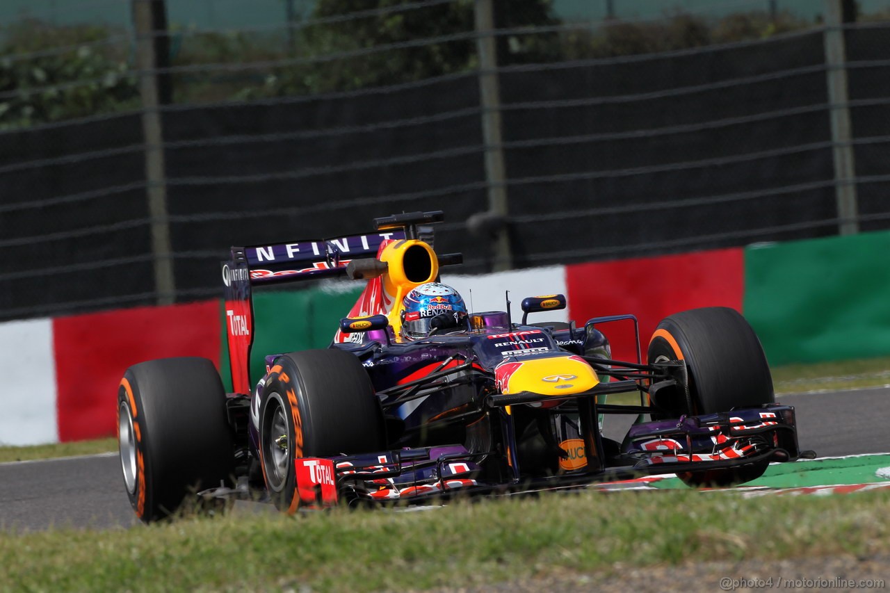 GP GIAPPONE, 11.10.2013- Prove Libere 1, Sebastian Vettel (GER) Red Bull Racing RB9 