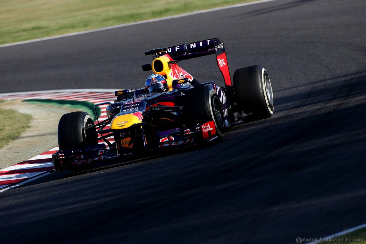 GP GIAPPONE, 11.10.2013- Prove Libere 2, Sebastian Vettel (GER) Red Bull Racing RB9 