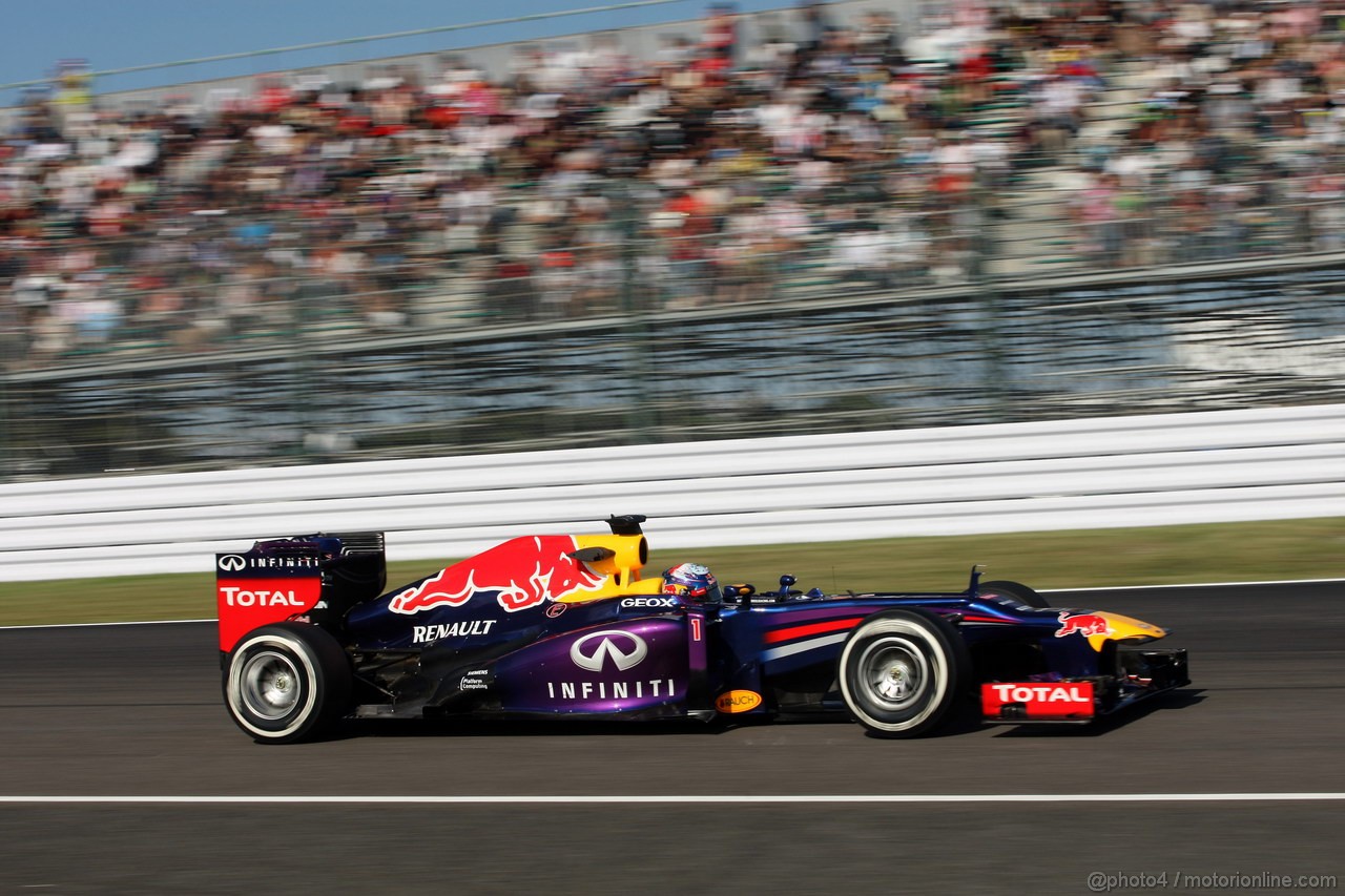 GP GIAPPONE, 11.10.2013- Prove Libere 2, Sebastian Vettel (GER) Red Bull Racing RB9 