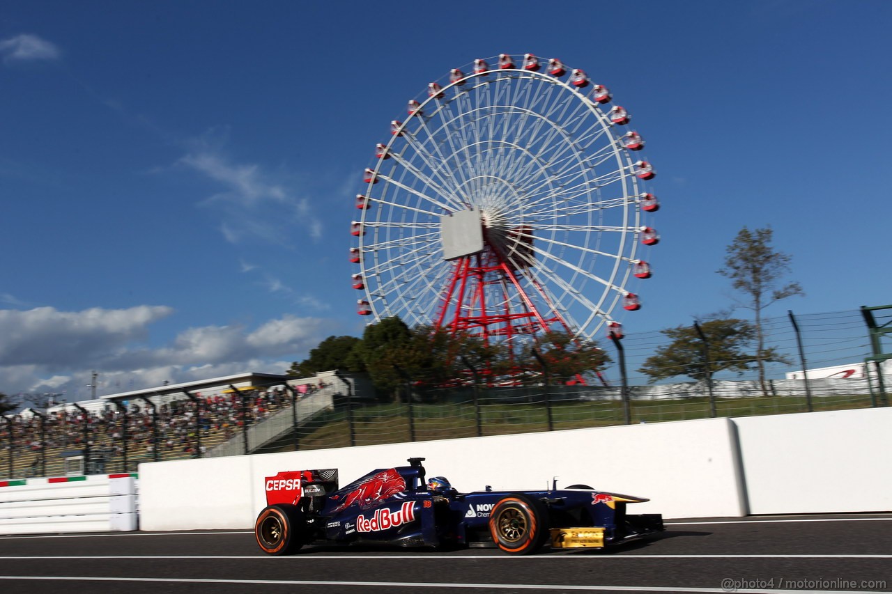 GP GIAPPONE, 11.10.2013- Prove Libere 2, Jean-Eric Vergne (FRA) Scuderia Toro Rosso STR8 