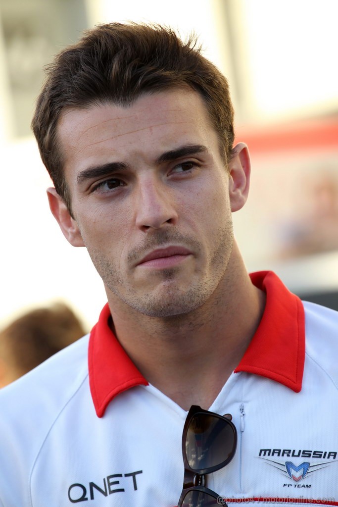 GP GIAPPONE, 11.10.2013- Prove Libere 2, Jules Bianchi (FRA) Marussia F1 Team MR02 