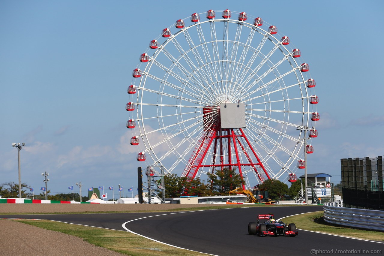 GP GIAPPONE, 11.10.2013- Prove Libere 2, Sergio Perez (MEX) McLaren MP4-28 